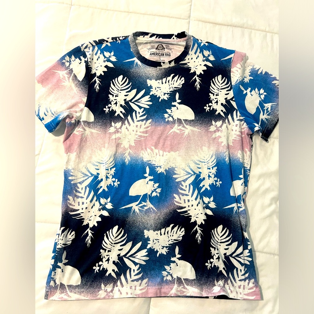 American Rag mens tee